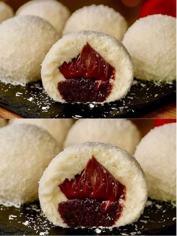 Delicious White Snow Dessert Balls coated in powdered sugar